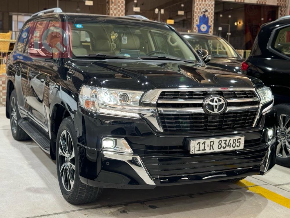 تويوتا لاندكروزر